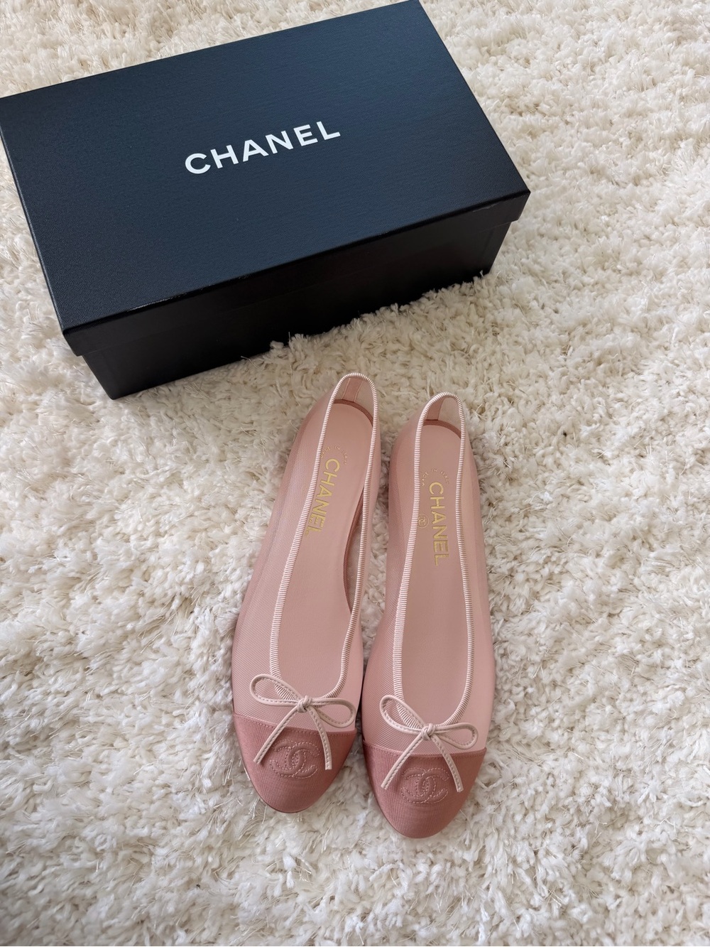 CHANEL Mesh Grosgrain CC Cap Toe Ballerina Flats 39.5 Light Pink Dark Pink